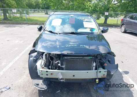 2016 Nissan Versa 1.6 S z USA, uszkodzony, nr VIN 3N1CN7AP0GL826205